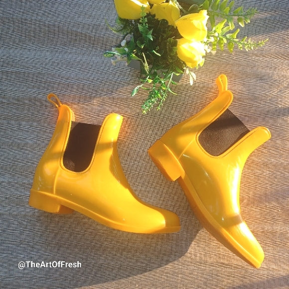 Mustard Yellow Ankle Booties Garden Rain Boots - Picture 2 of 15